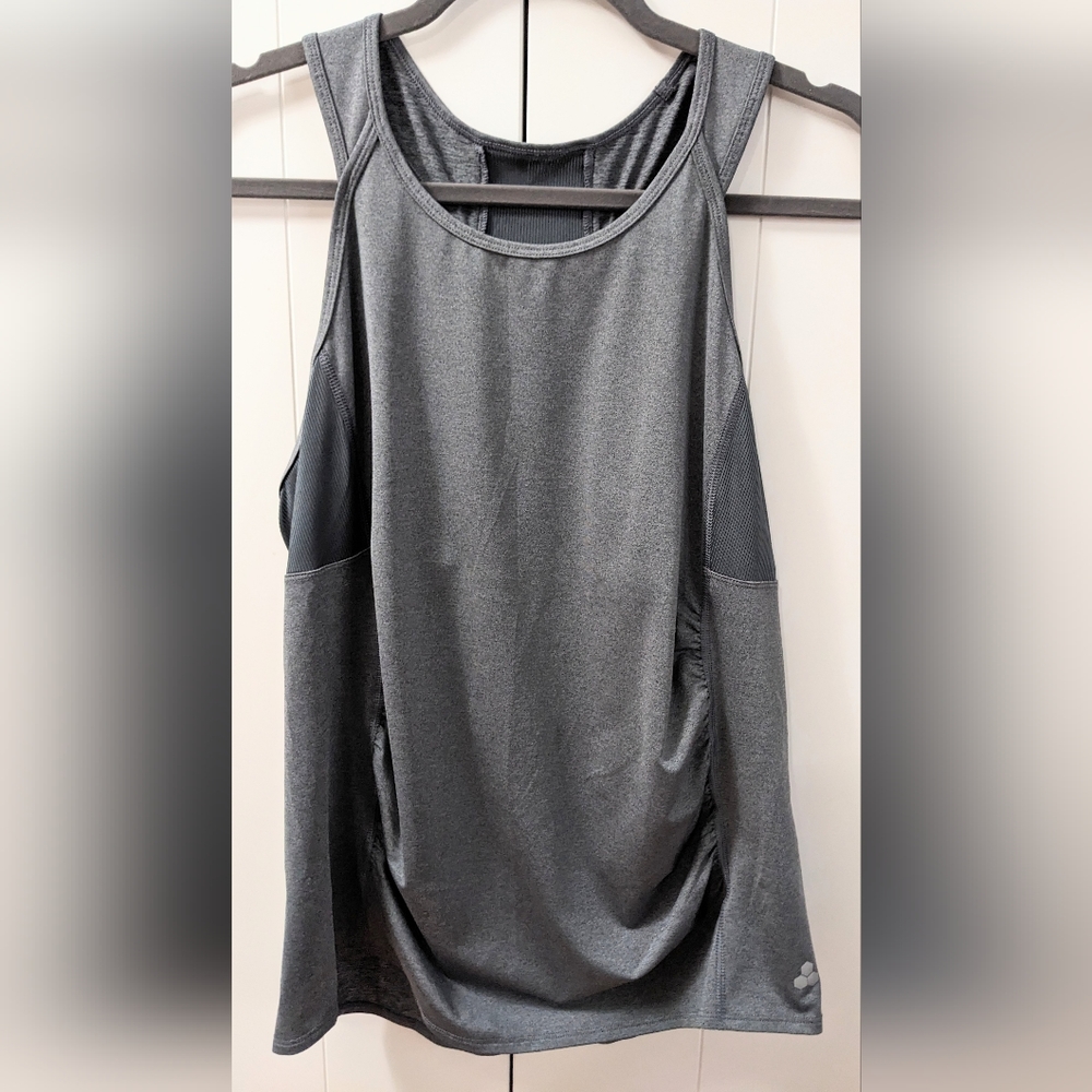 TEK GEAR, Maternity Racerback Workout Tank. Size Large. EUC.